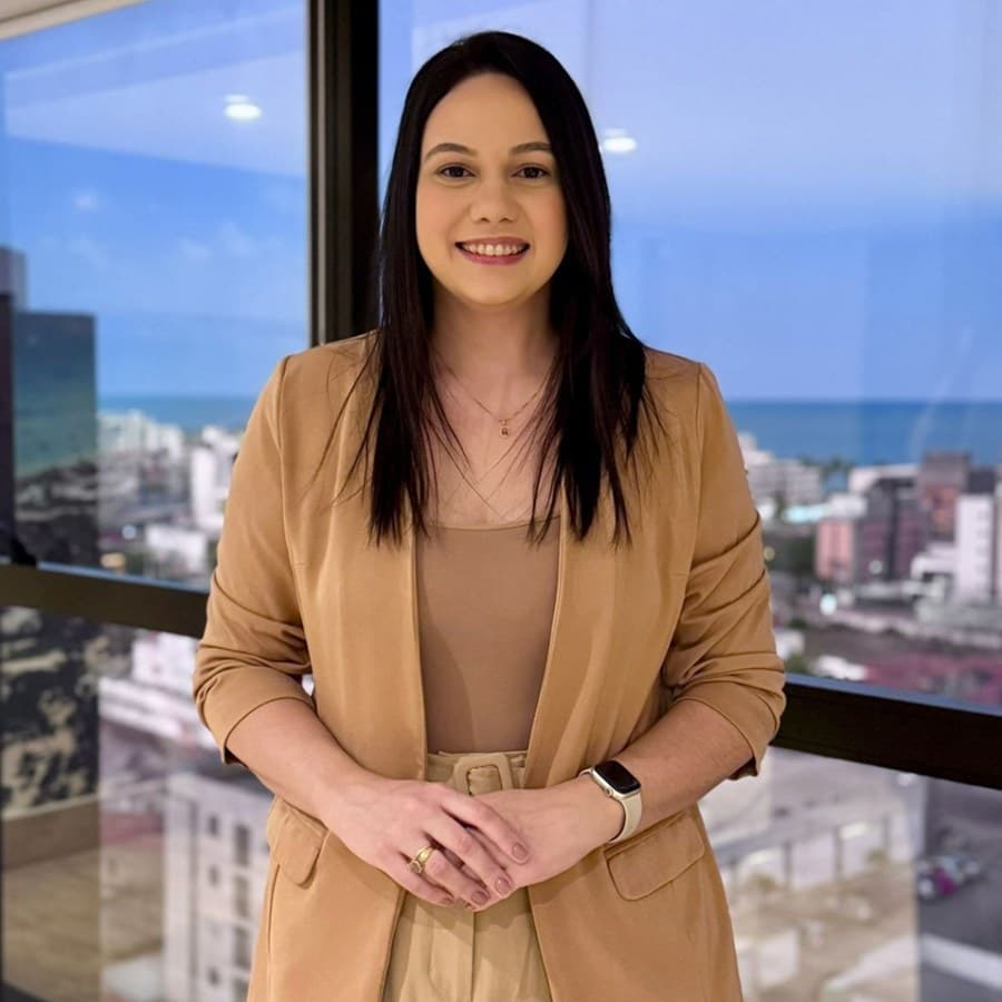 Júlia da Nóbrega